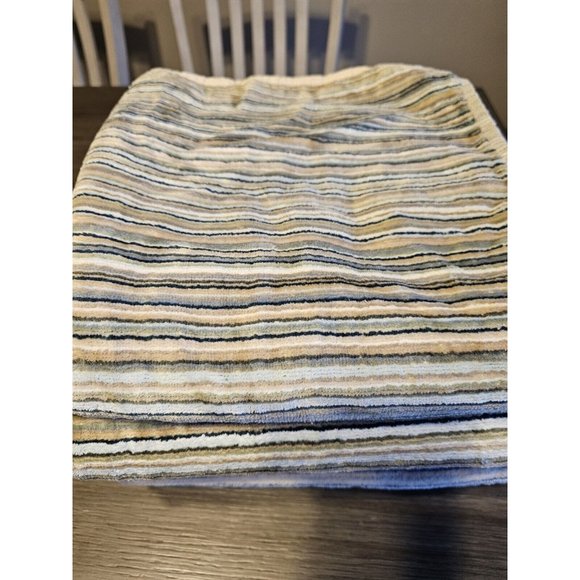 Ty Pennington Style Bath Towels (2) 24" x 48" Multi-Colored Thick Absorbent - Picture 3 of 6